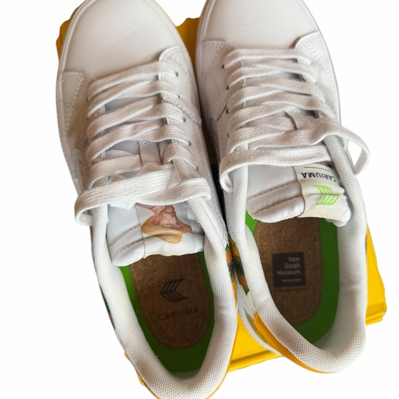 NIB Cariuma Vincent Van Gogh White Leather Sunflowers Lace-Up Sneakers - Picture 4 of 7